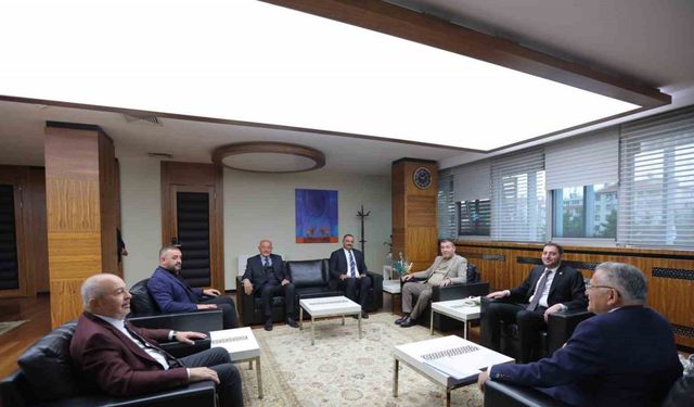 MHP Kayseri heyetinden Başkan Büyükkılıç’a ziyaret