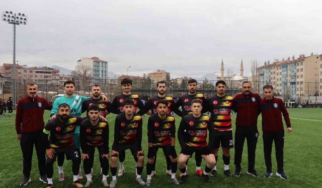 Oltu 25 Mart Belediye Spor’dan farklı galibiyet: 6-1