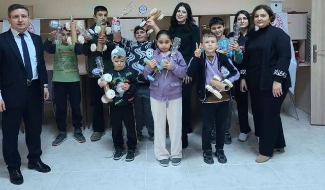 Özel bireyler geri dönüşümle hem öğrendi hem eğlendi