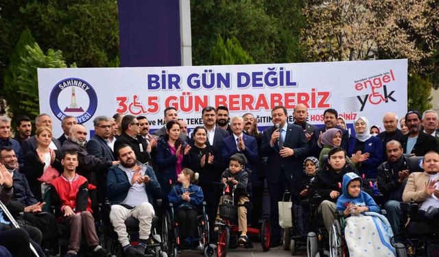 Şahinbey Belediyesi’nden 177 engelliye akülü ve manuel tekerlekli sandalye