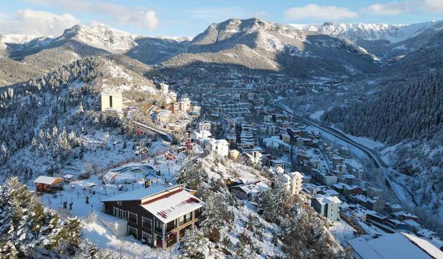 Sakin Şehir Şavşat'tan kartpostallık kış manzaraları