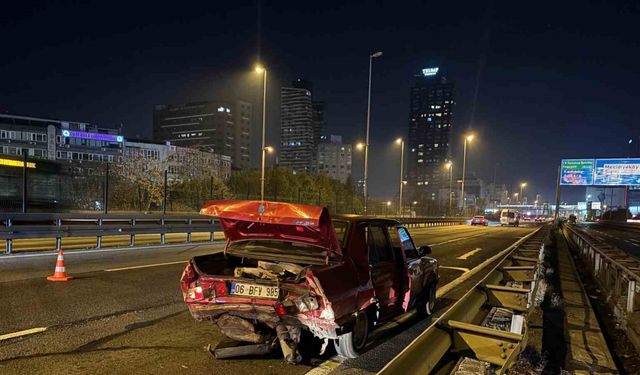 Şişli’de 3 araç birbirine girdi: 1 ağır 2 yaralı