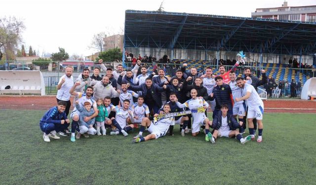 Söğütspor kendi evinde kazanarak rahat bir nefes aldı