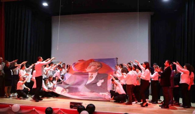 Söke’de özel öğrencilerin gösterileri ayakta alkışlandı