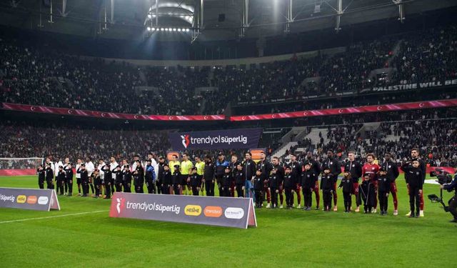 Trendyol Süper Lig: Beşiktaş: 0 - Gaziantep FK: 1 (Maç devam ediyor)