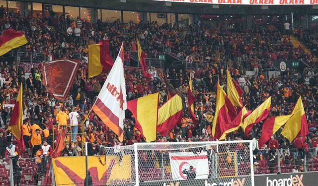 Trendyol Süper Lig: Galatasaray: 1 - Samsunspor: 0 (Maç devam ediyor)
