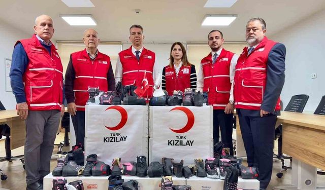 Türk Kızılay Manisa’dan kışlık ayakkabı kampanyası