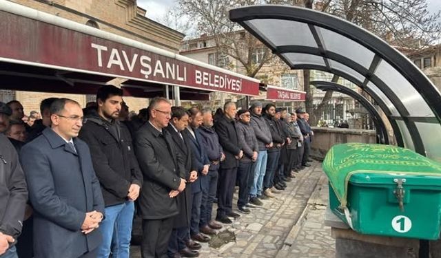 Vali Musa Işın, İsmail Atak’ın cenaze törenine katıldı