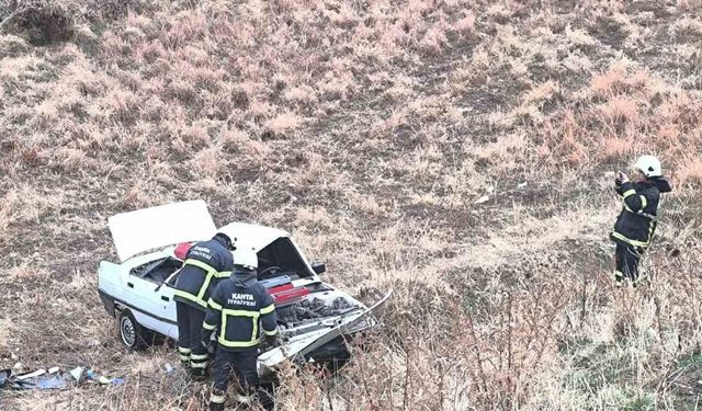 Adıyaman'da otomobil şarampole yuvarlandı: 3 yaralı