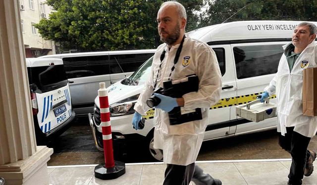 Antalya'da otel odasında şüpheli ölüm