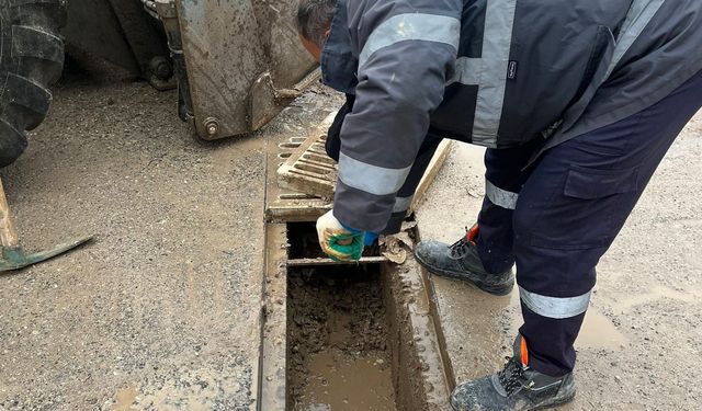 ASKİM ekiplerinden kapsamlı altyapı temizliği