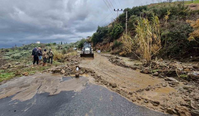 Aydın'da kuvvetli yağışlara büyükşehir ve ASKİ'den anında müdahale