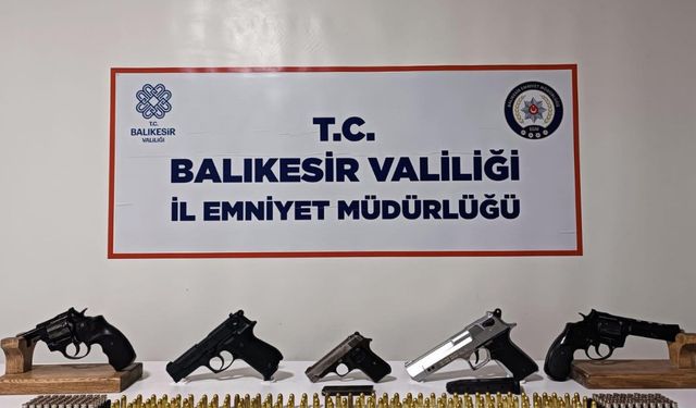 Bandırma Emniyeti'nden güvenlik raporu, 186 ruhsatsız silah ele geçirildi
