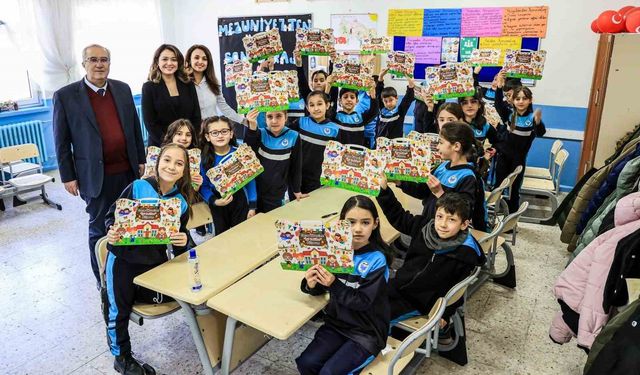 Başkan Arslan öğrencilerin karne sevincine ortak oldu