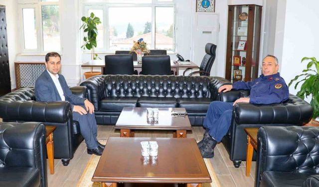 Bilecik'te kurum müdürlerinden Jandarma Komutanı Vanlı'ya ziyaret