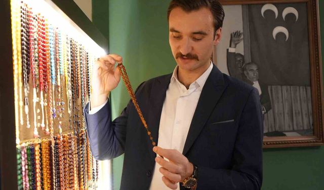 Bir merakla başladı, şimdi tespih yapabilmek için iki gününü harcıyor