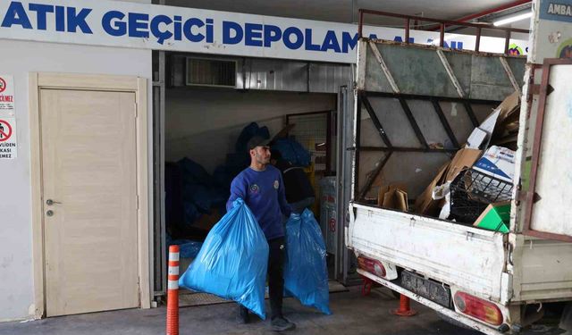 Büyükşehir son 3 yılda 32 ton tehlikeli atığı bertaraf etti