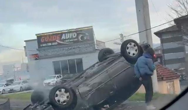 Çaycuma'da otomobil takla attı