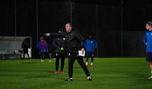 Çaykur Rizespor'da devre arası hazırlıkları sürüyor