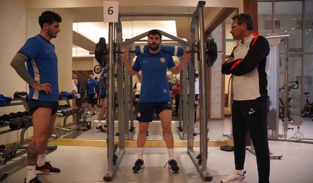Çaykur Rizespor'un kamp mesaisi devam ediyor