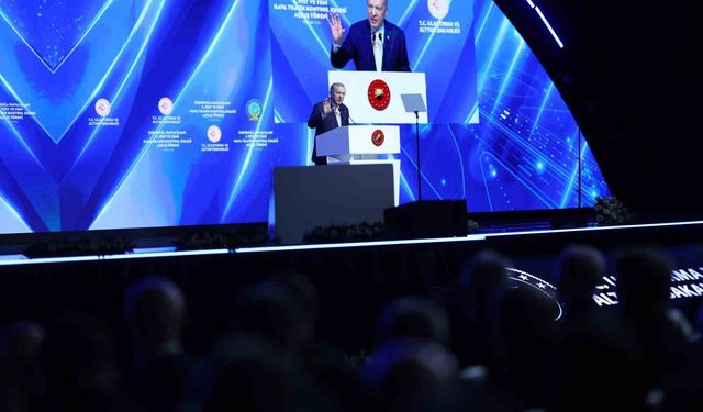 Cumhurbaşkanı Erdoğan: 'Türkiye'yi dünyanın en geniş uçuş alanına sahip ülkelerinden biri yaptık'