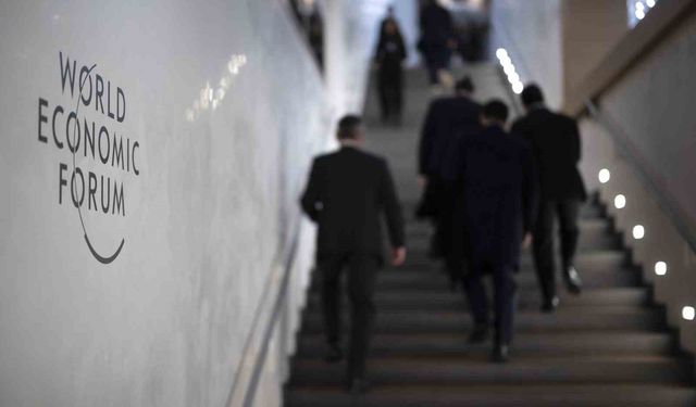Davos'taki zirveye sarsılan dünya düzeni damga vuruyor
