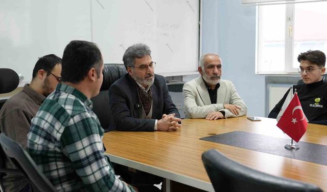 'Dünü Oku, Yarını Yaz' konferansı Düzce'de gerçekleştirildi