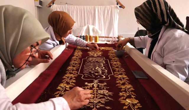 Ecdat yadigarı puşideleri Eskişehirli kadınlar yeniliyor