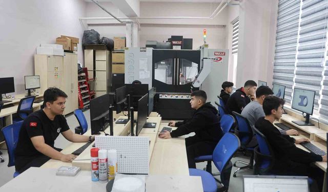 Eğitimle üretimin birleştiği okul 12 milyon ciroya ulaştı
