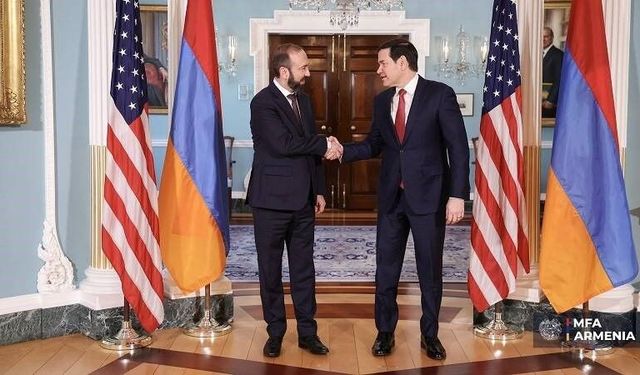 Ermenistan Dışişleri Bakanı Mirzoyan: 'Türkiye, TRIPP'in bir parçası değil'