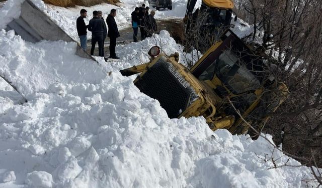 Hizan'da karla mücadele sırasında kaza