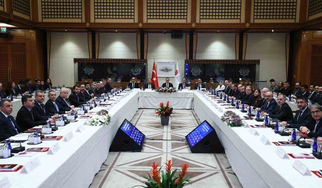 İletişim Başkanı Duran: 'Kamu diplomasisi iletişimin silah gibi kullanıldığı bir çağda çok kritik'