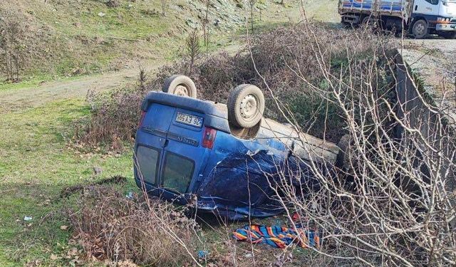 Kontrolden çıkan araç köprüden aşağı uçtu