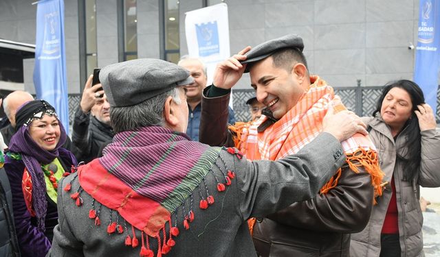 Kuşadası Belediyesi bazı birimlerini çadıra taşıdı