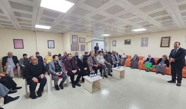 Kütahya Huzurevi'nde Miraç Kandili programı