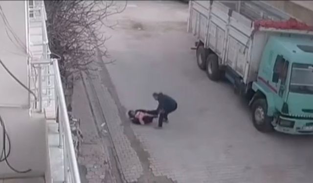 Mardin'de sokak ortasında bebekli anne ve küçük kıza acımasız saldırı