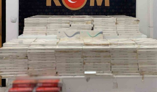 Mardin'de tırlarda 7 bin paket kaçak sigara ele geçirildi