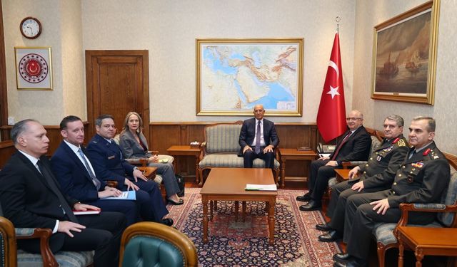 Milli Savunma Bakanı Güler, ABD Büyükelçisi ve Suriye Özel Temsilcisi Barrack'ı kabul etti