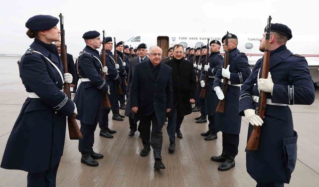 Milli Savunma Bakanı Güler, Almanya'da