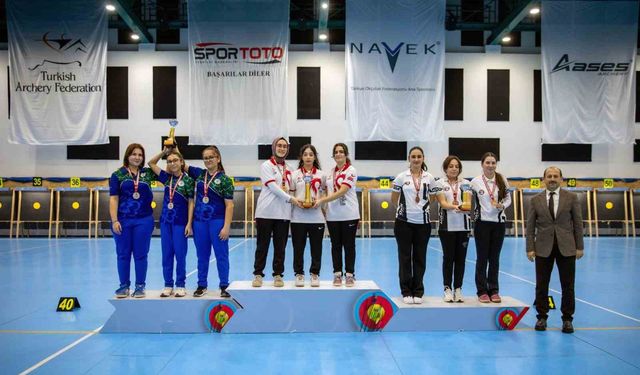 Muğla Büyükşehir okçularından kış kupasında iki Gümüş madalya