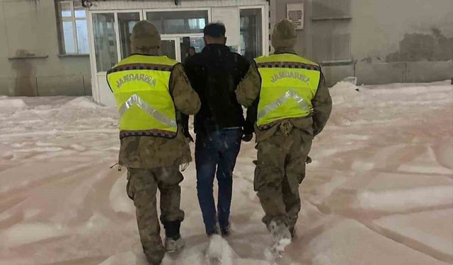 Muş'ta bilişim dolandırıcılığından aranan şahıs yakalandı