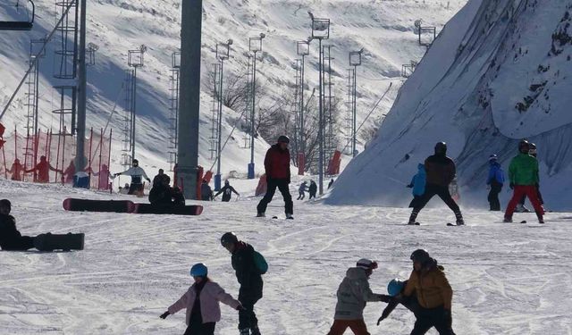 Palandöken'de kayak coşkusu