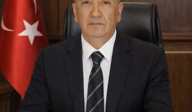 Paslanmaz çeliğe ilişkin Adnan Demirci'den uyarı