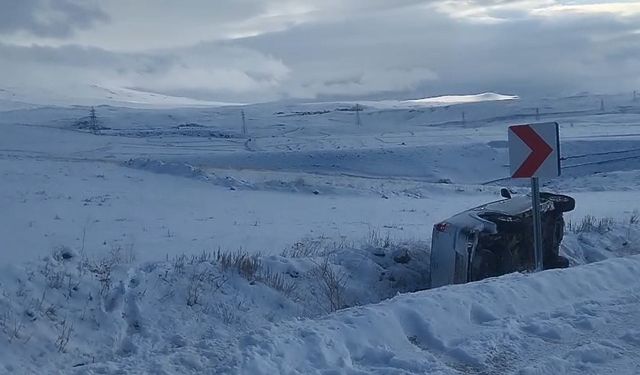 Sarıkamış'ta otomobil takla attı: 1 yaralı