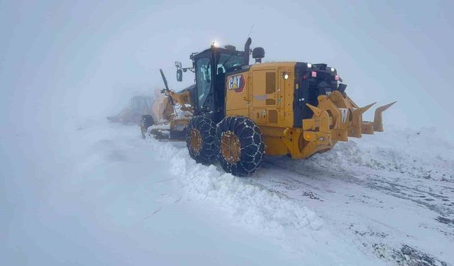 Siirt'te 14 köy yolu ulaşıma açıldı