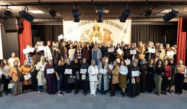 Tıbbi Aromatik Bitki Atölyesi kursiyerlerine sertifikaları verildi