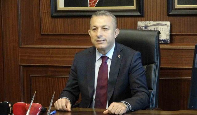 Trabzon'un yeni valisi Tahir Şahin göreve başladı