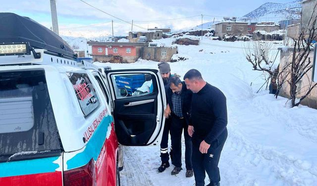 UMKE ekipleri iki hastaya zamanında müdahalede bulundu