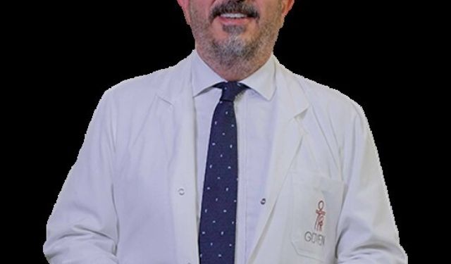 Uzmanından uyarı: 'Yüksek ateş, şiddetli halsizlik, nefes darlığı gibi bulgular varsa 'geçer' demeden hekime başvurulmalı'