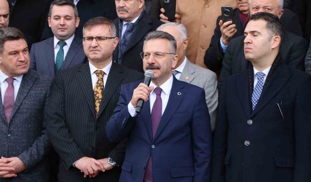 Vali Hüseyin Aksoy, görev süresinin dolmasıyla valilik makamından ayrıldı